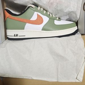 NEW IN BOX NIKE Airforce 1 '07 Men's Size14